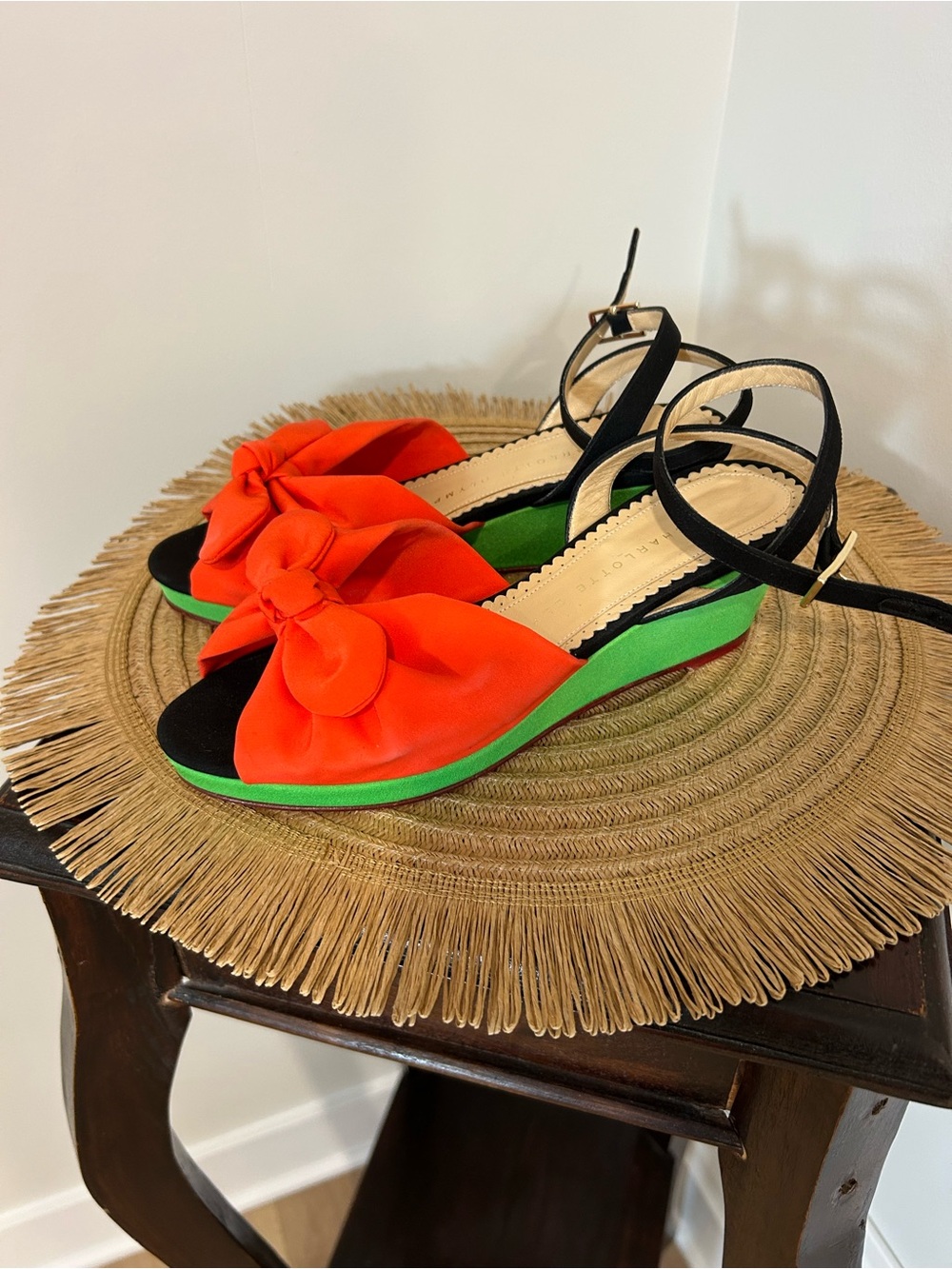 Charlotte Olympia Black Wedges with Bright Orange Bows and Green Soles❤️5.5